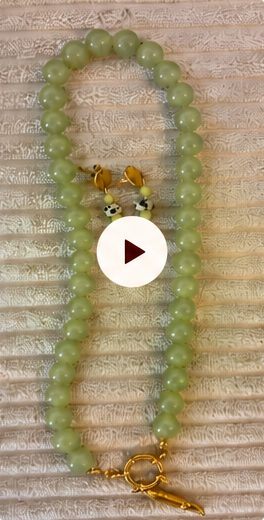 Collar creado con un kit JEWELSathome