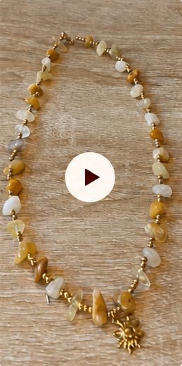 Collar creado con un kit JEWELSathome